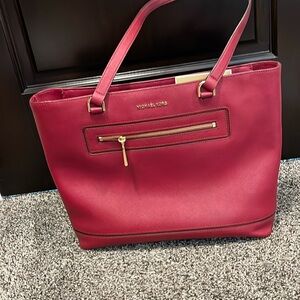Like New Michael Kors Tote